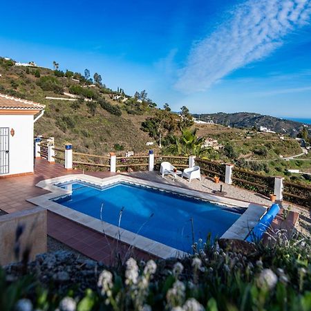 Villa Los Naranjos Sayalonga エクステリア 写真