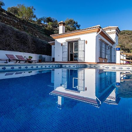 Villa Los Naranjos Sayalonga エクステリア 写真