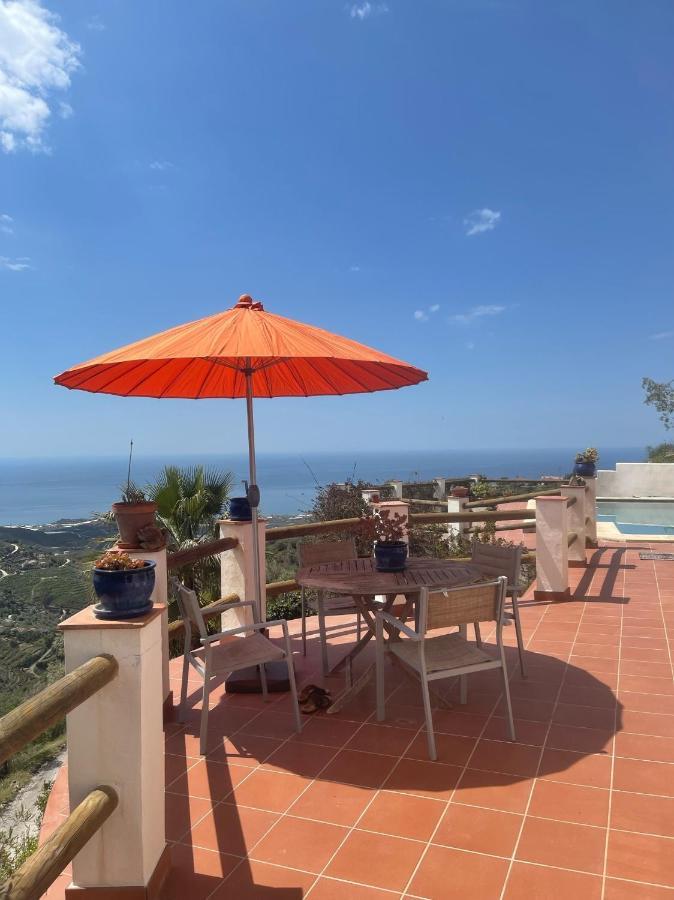 Villa Los Naranjos Sayalonga エクステリア 写真