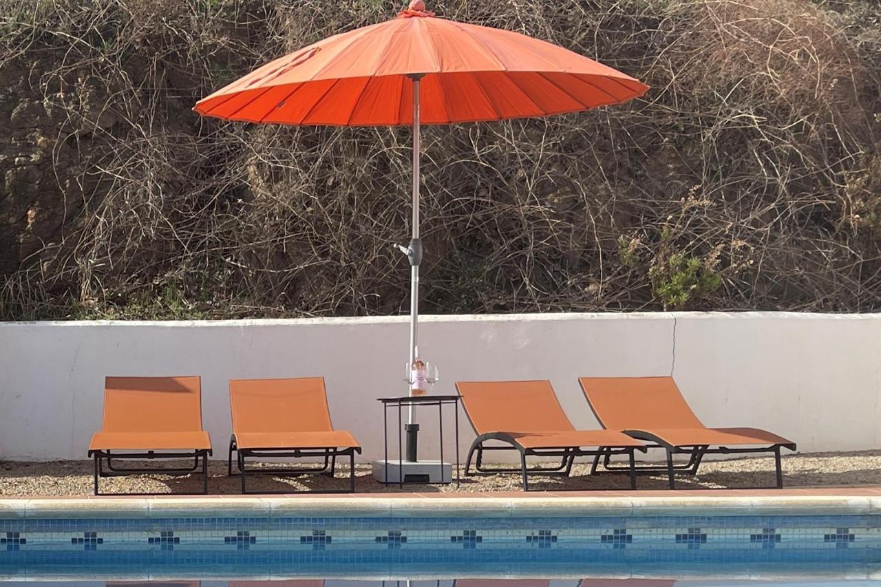 Villa Los Naranjos Sayalonga エクステリア 写真