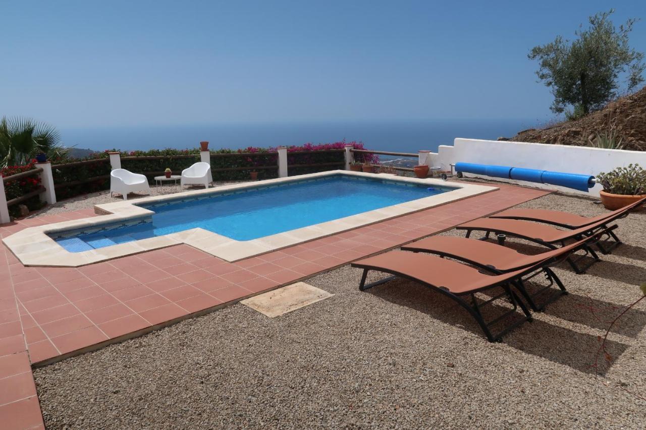 Villa Los Naranjos Sayalonga エクステリア 写真