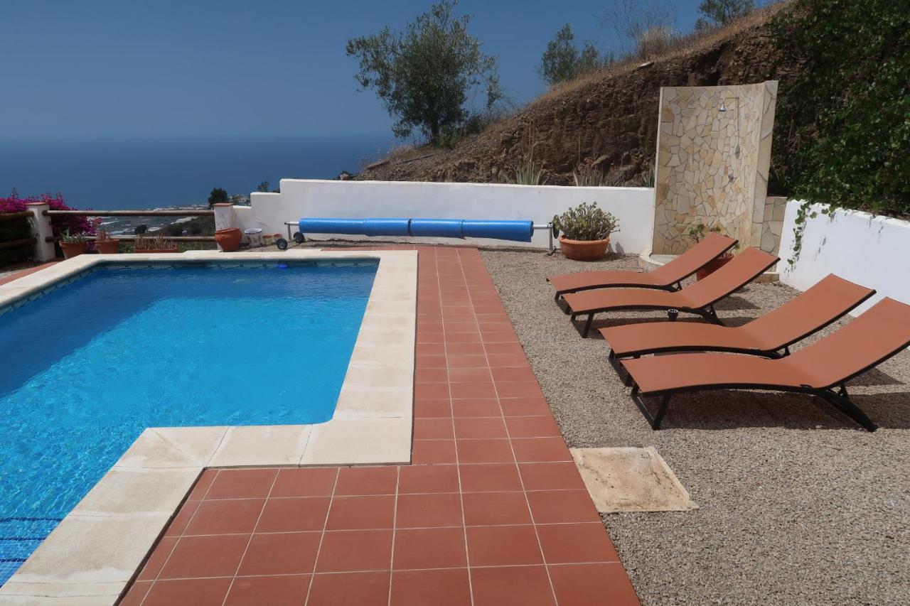 Villa Los Naranjos Sayalonga エクステリア 写真